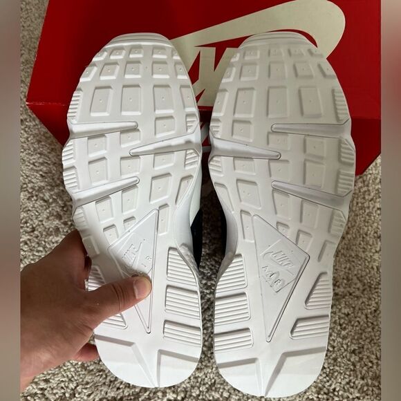 Nike By You Air Huarache Navy White - Picture 8 of 9